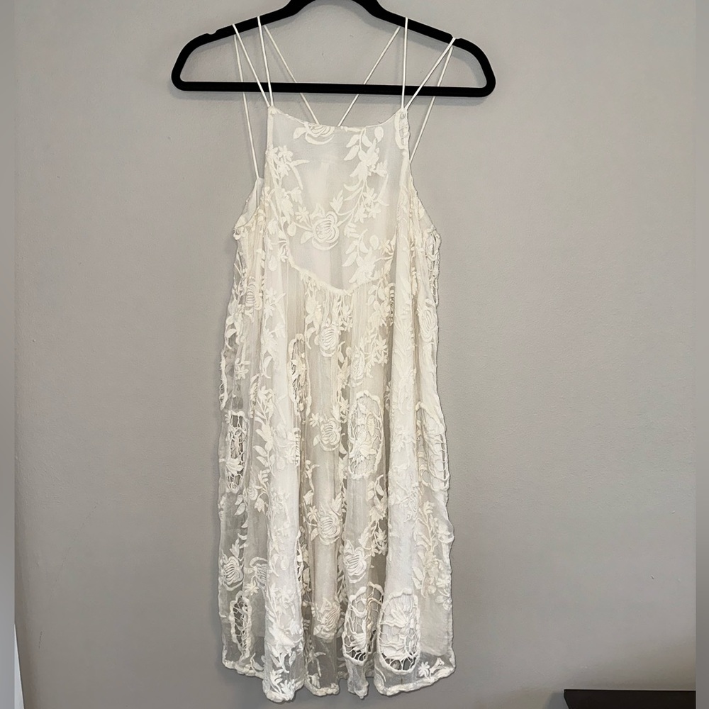 Little White Lies - Hollie Lace White Dress